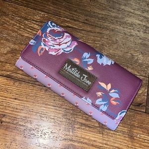 🤍MATILDA JANE🤍purple floral wallet